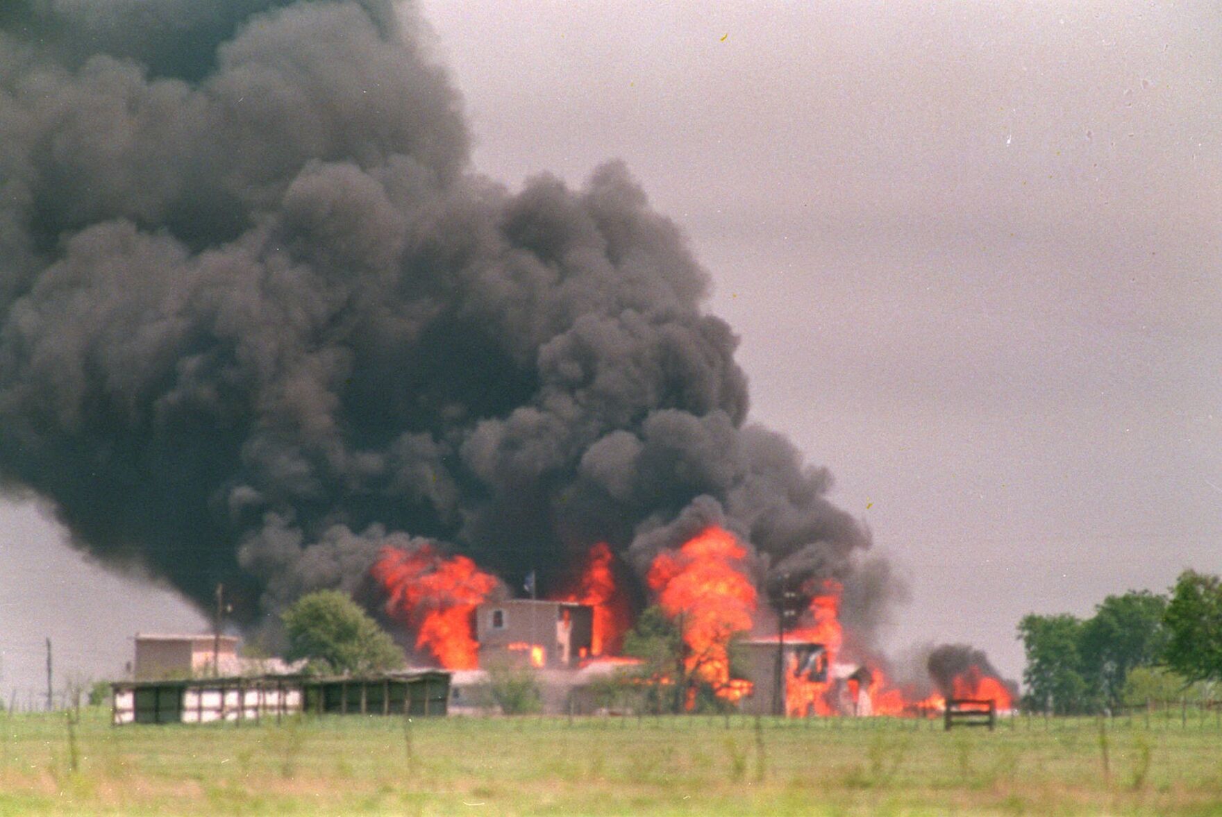 1993: Waco